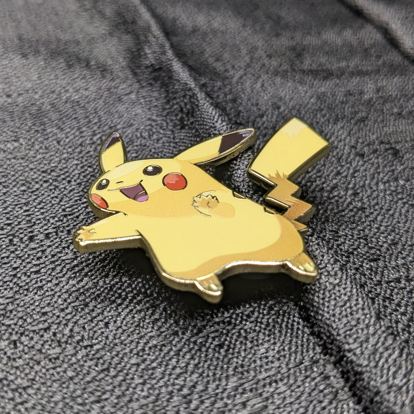 Pikachu Enamel Pin (Pokemon)