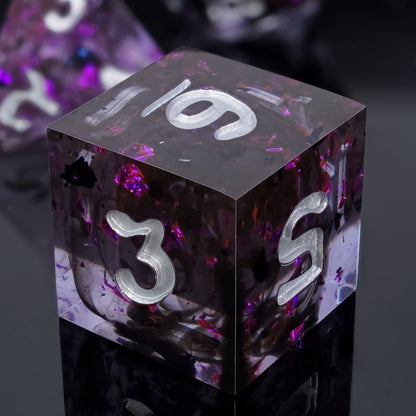 Infernus - Sharp Side Resin Dice Set