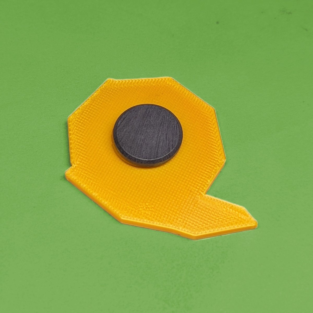 Kokiri's Emerald Magnet (The Legend Of Zelda: Ocarina Of Time)