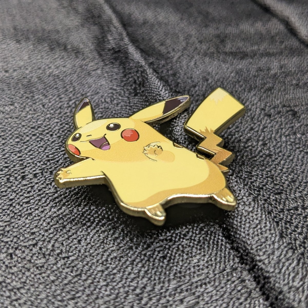 Pikachu Enamel Pin (Pokemon) (B Grade)